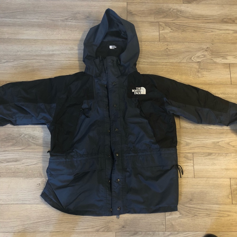 COPY - The North Face Gore-Tex Medium Jacket.  Vintage style.